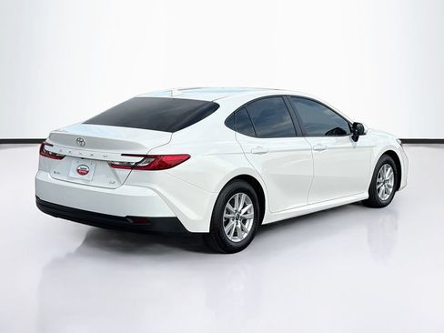 Used 2026 Toyota Camry LE FWD image 5