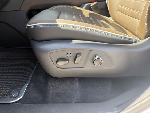 New 2026 GMC Acadia Denali Ultimate image 11