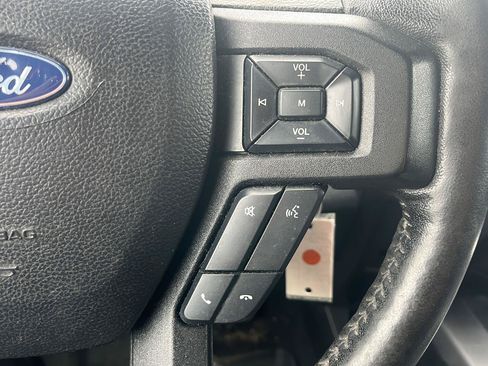 Used 2019 Ford F150 XLT w/ Equipment Group 302A Luxury AWD/4WD image 11