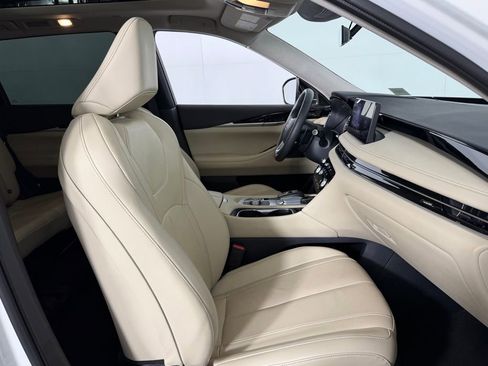 Used 2025 INFINITI QX60 Pure image 33