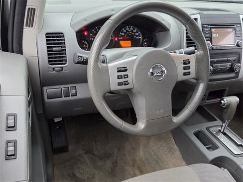 Used 2018 Nissan Frontier S image 7