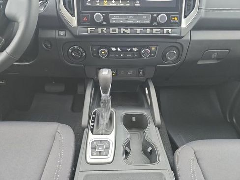 New 2026 Nissan Frontier SV w/ SV Convenience Package AWD/4WD image 3