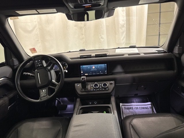 Used 2023 Land Rover Defender 110 X-Dynamic SE AWD/4WD image 13