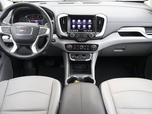 Used 2024 GMC Terrain SLT w/ LPO, Floor Liner Package AWD/4WD image 15
