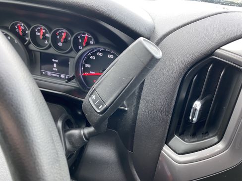 Used 2020 Chevrolet Silverado 1500 Custom Trail Boss w/ Custom Convenience Package image 32