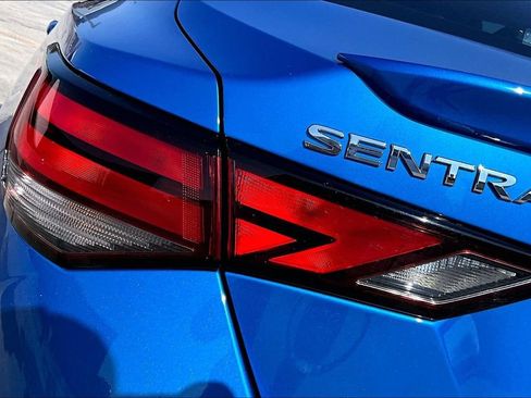 Used 2021 Nissan Sentra SV image 22