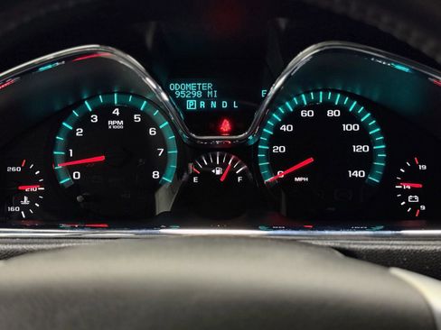 Used 2016 Chevrolet Traverse LT w/ Style and Technology Package image 21