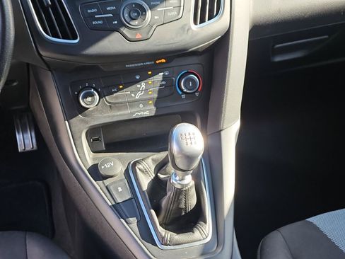 Used 2018 Ford Focus ST FWD image 11