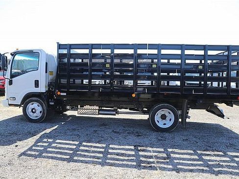 New 2025 Chevrolet Low Cab Forward image 2