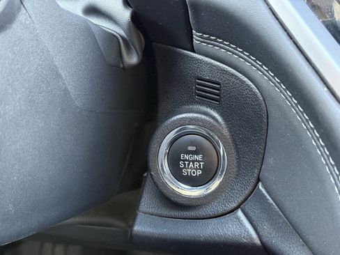 Used 2020 Subaru Outback Limited AWD/4WD image 18