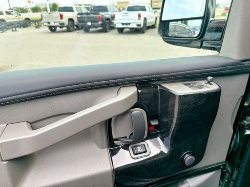 New 2026 GMC Savana 2500 Extended w/ Driver Convenience Package RWD image 9