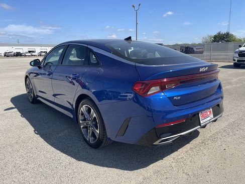 Used 2022 Kia K5 EX w/ EX Premium Package image 6