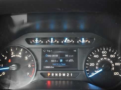 Used 2016 Ford F150 XL w/ Equipment Group 101A Mid RWD image 15