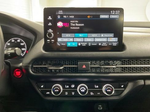 Certified 2023 Honda HR-V EX-L image 22