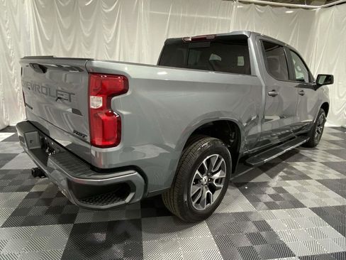 Used 2022 Chevrolet Silverado 1500 RST w/ Convenience Package II AWD/4WD image 4