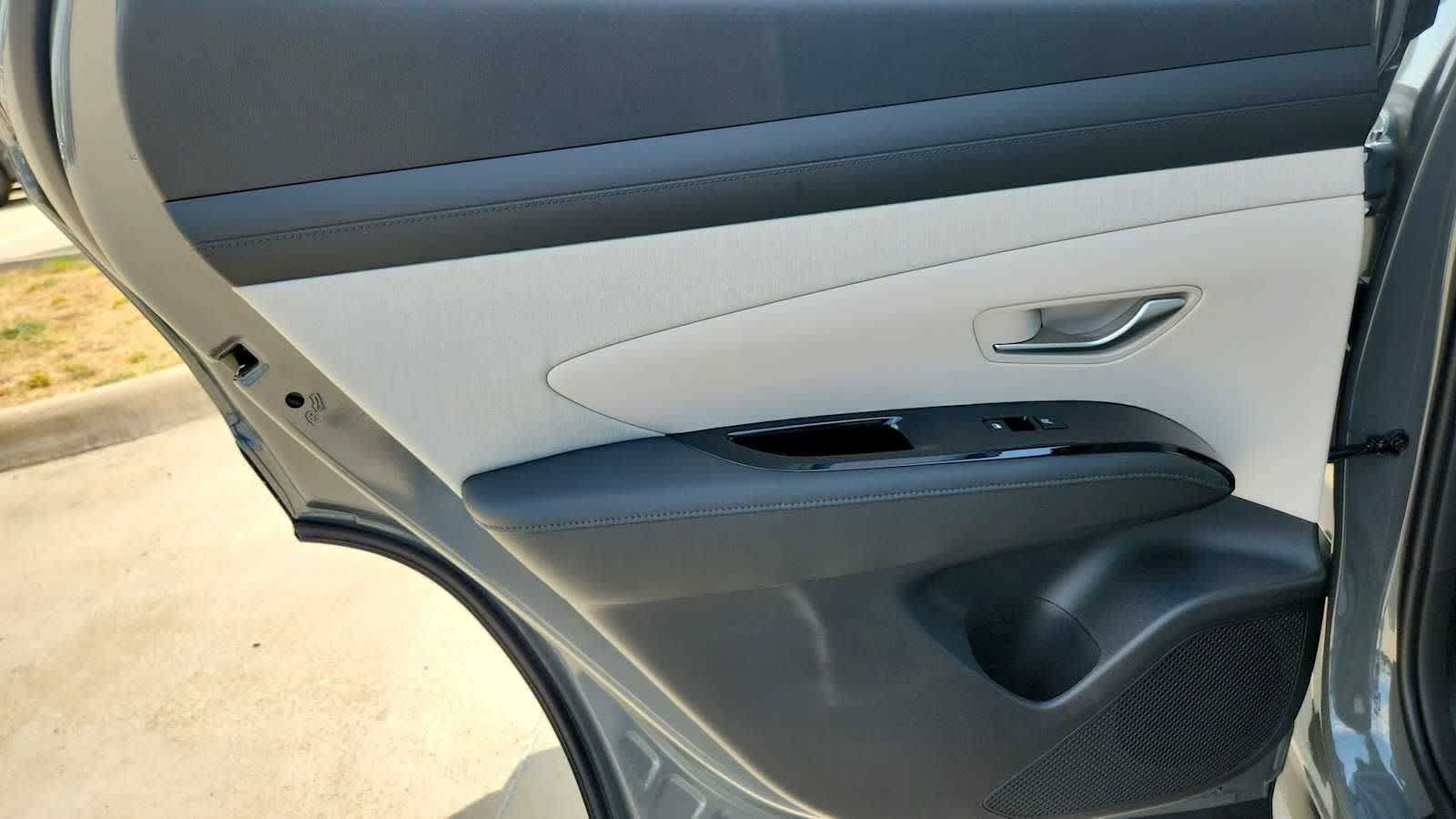 New 2026 Hyundai Tucson Limited FWD image 28