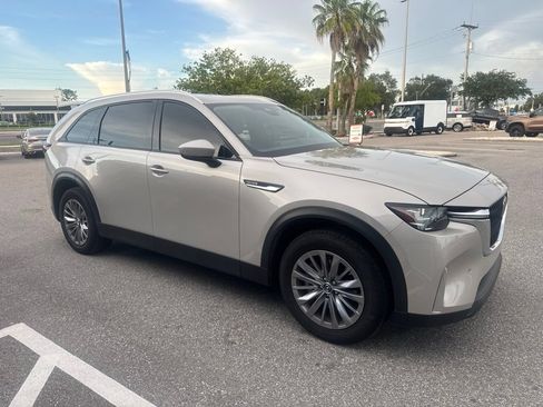 Used 2025 MAZDA CX-90 3.3 Turbo w/ Preferred Package AWD/4WD image 3