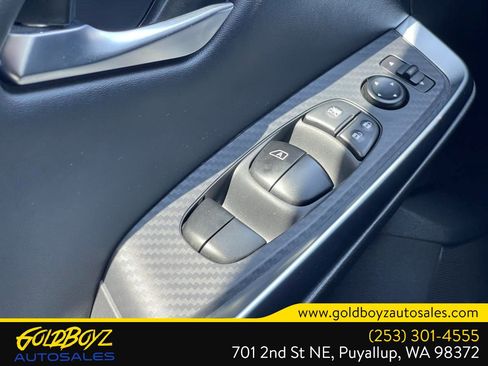 Used 2024 Nissan Sentra SR w/ SR Premium Package FWD image 28