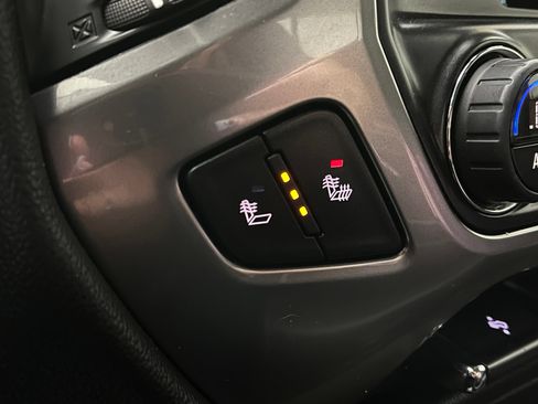 Used 2016 Chevrolet Silverado 1500 LT w/ All Star Edition AWD/4WD image 5