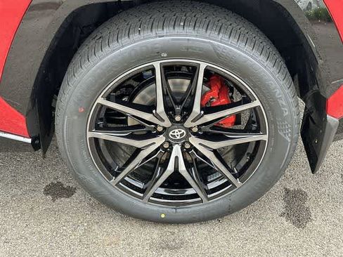 Used 2026 Toyota RAV4 AWD Plug-in Hybrid image 5