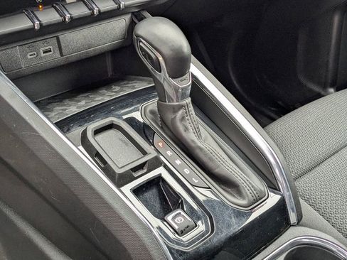 Used 2024 GMC Canyon Elevation image 21