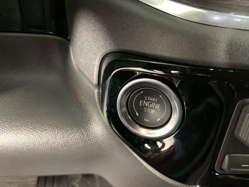 Used 2026 GMC Sierra 1500 SLT w/ SLT Premium Plus Package image 29