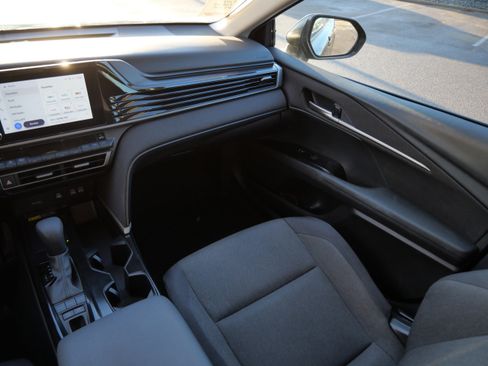 Certified 2025 Toyota Camry LE image 12