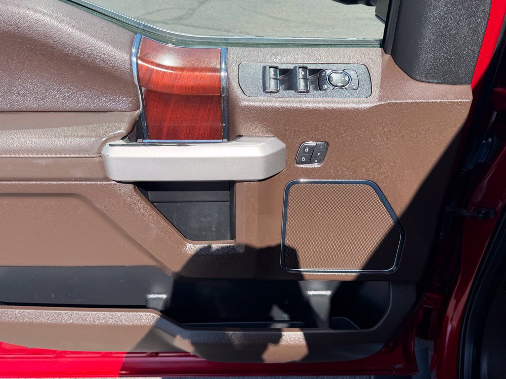 Used 2018 Ford F150 King Ranch w/ Equipment Group 601A Luxury AWD/4WD image 17