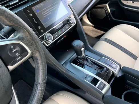 Used 2017 Honda Civic EX image 16