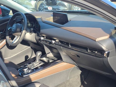 Certified 2025 MAZDA CX-30 AWD 2.5 S w/ Premium Package image 21