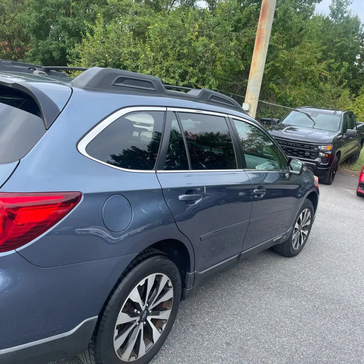 Used 2015 Subaru Outback 2.5i Limited AWD/4WD image 9
