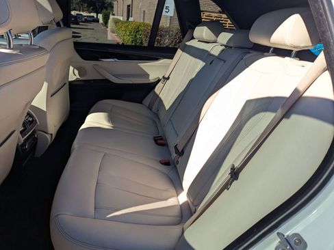 Used 2018 BMW X5 xDrive35i w/ M Sport Package image 24