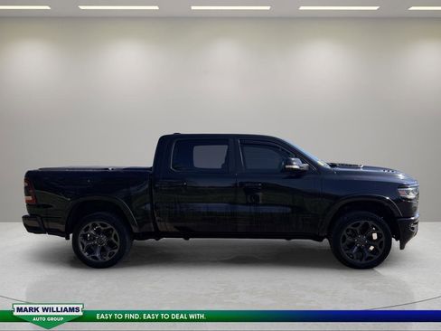 Used 2020 RAM 1500 Limited w/ Black Appearance Package AWD/4WD image 2