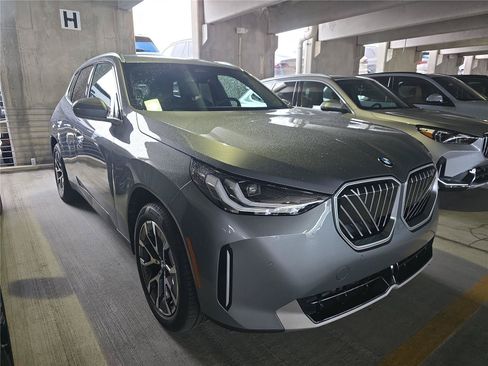 Used 2026 BMW X3 xDrive30i w/ Convenience Package AWD/4WD image 23