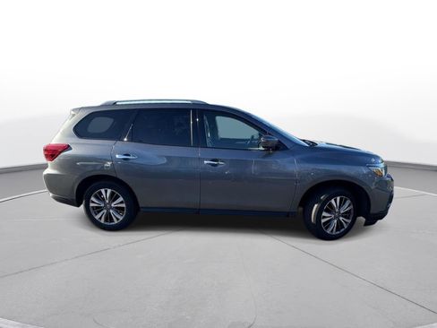 Used 2019 Nissan Pathfinder SL image 5