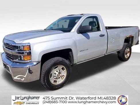 Used 2015 Chevrolet Silverado 2500 W/T w/ WT Convenience Package AWD/4WD image 4