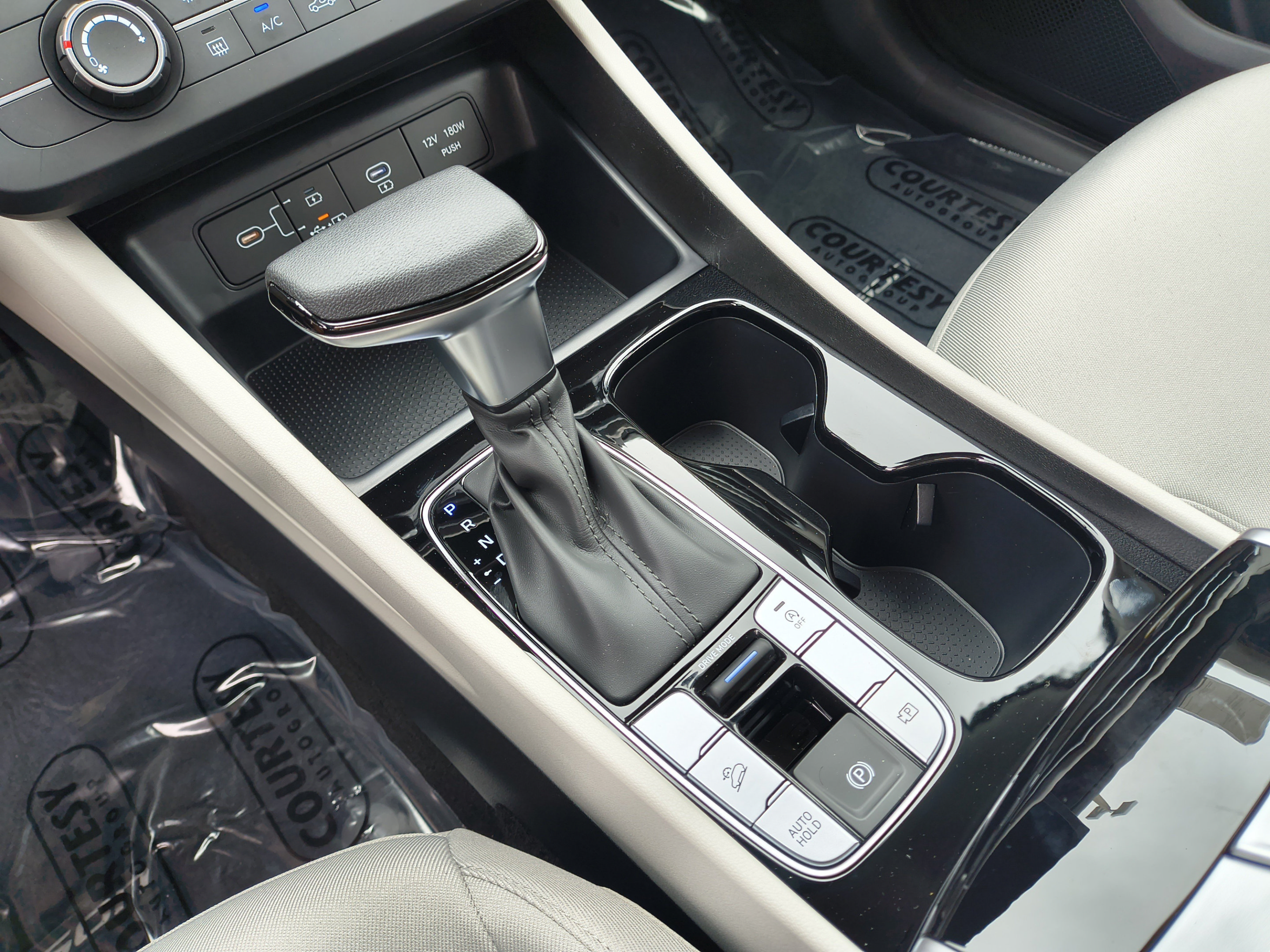 New 2026 Hyundai Tucson SE FWD image 25