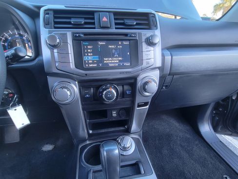 Used 2018 Toyota 4Runner SR5 image 30