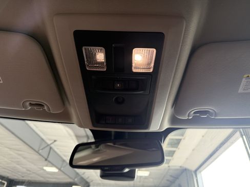 Used 2014 RAM 1500 Laramie w/ Convenience Group image 21