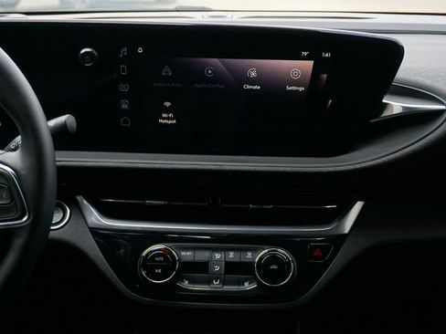 Used 2024 Buick Envista Sport Touring w/ Convenience II Package FWD image 37