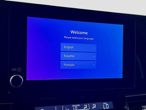 New 2026 Toyota Sienna LE FWD image 12
