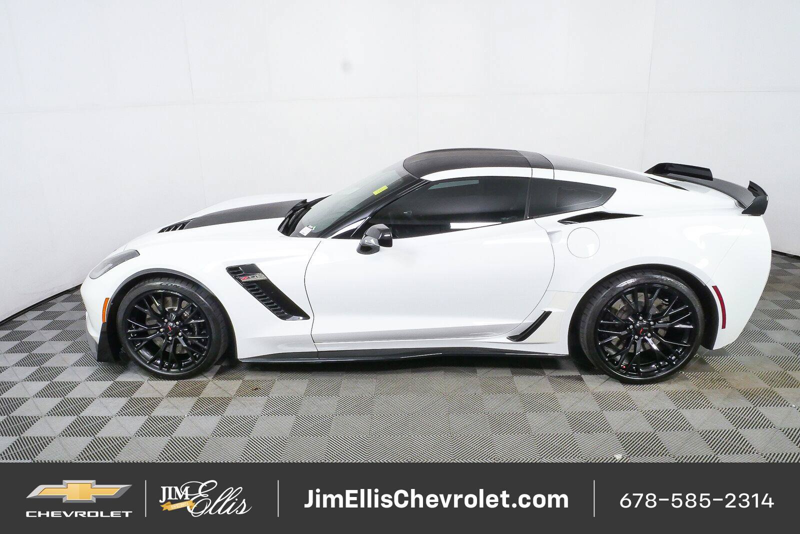 Used 2018 Chevrolet Corvette Z06 RWD image 20