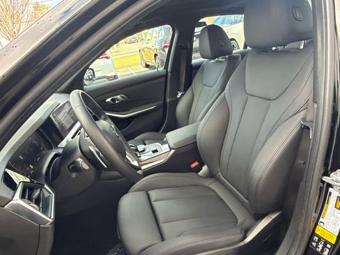Used 2019 BMW 330i xDrive Sedan w/ Convenience Package image 12