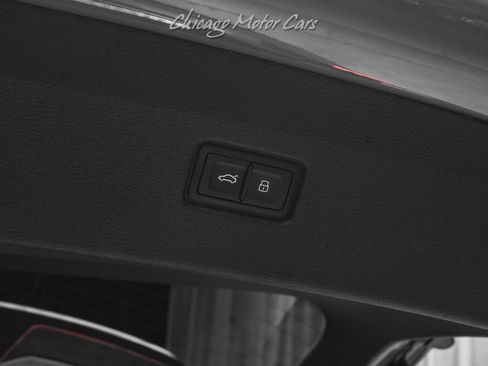 Used 2023 Audi RS Q8 4.0T Quattro Black Optic Exec w/ Black Optic Package image 56