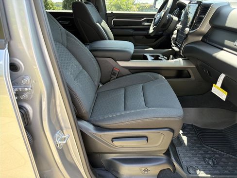 Used 2026 RAM 1500 Big Horn AWD/4WD image 13