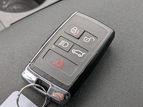 Used 2023 Land Rover Discovery S R-Dynamic AWD/4WD image 38