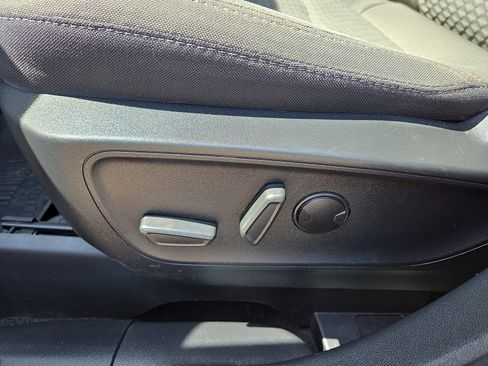 Used 2022 Ford Escape SE w/ Convenience Package image 12