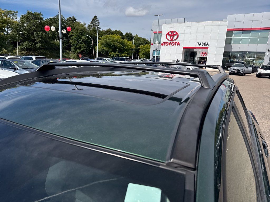 Used 2023 Toyota Corolla Cross LE w/ Moonroof Package AWD/4WD image 41