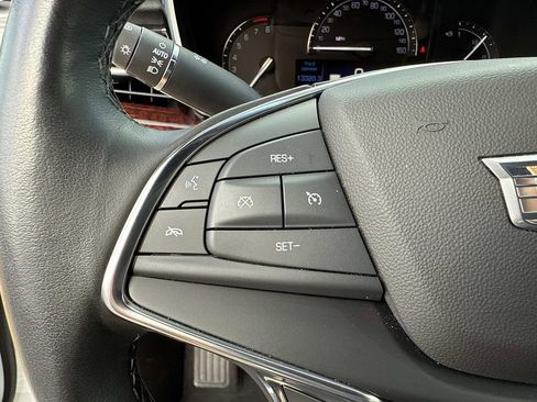 Used 2019 Cadillac XT5 Luxury image 30