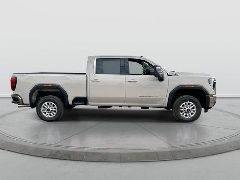 New 2026 GMC Sierra 2500 SLE AWD/4WD image 9